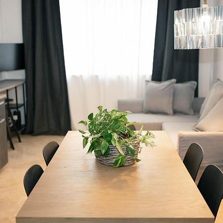 Black Marble - Design Apartment Bari Buitenkant foto