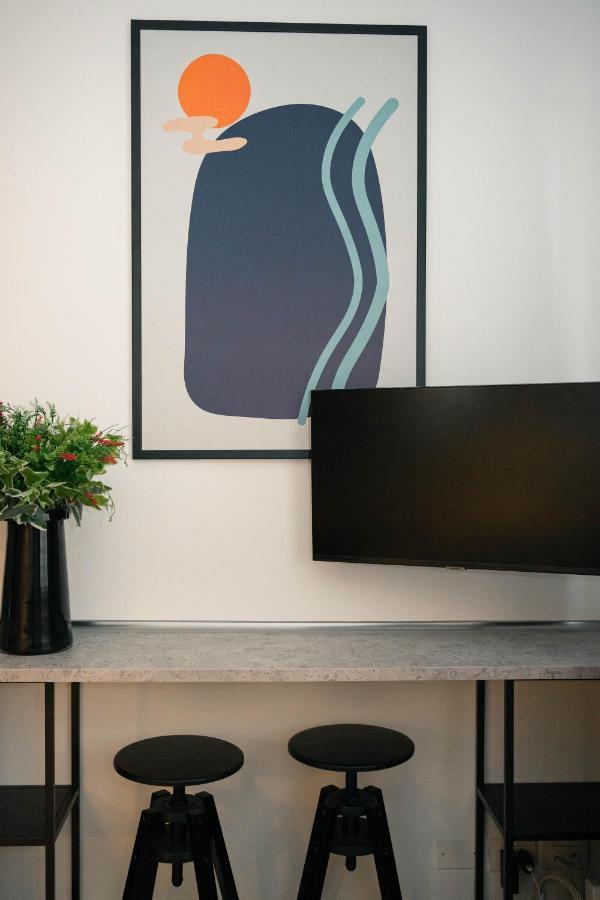 Black Marble - Design Apartment Bari Buitenkant foto